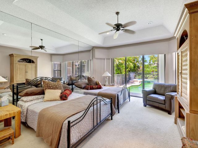 Продажа дома по адресу 17677 Charnwood Drive - фото 6075617