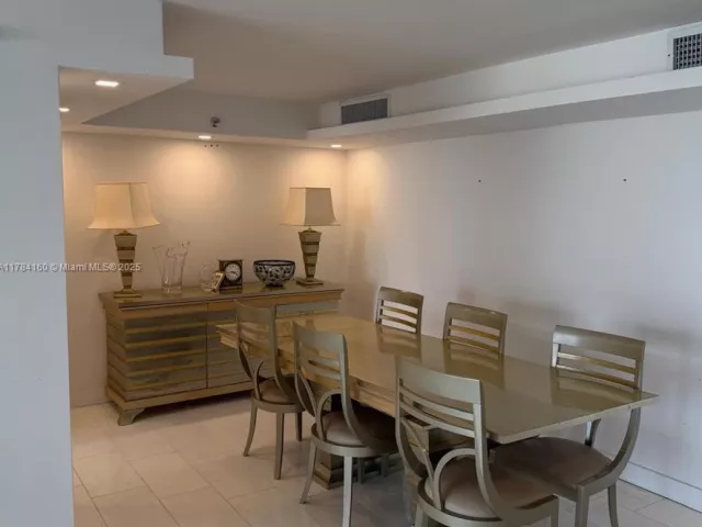 Продажа квартиры # - фото 5935418