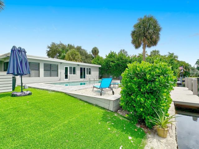 Продажа дома по адресу 400 NW 20th Street - фото 6271532