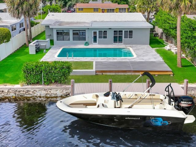 Продажа дома по адресу 400 NW 20th Street - фото 6271538