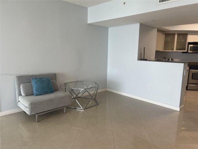 Продажа квартиры #1202 - фото 5922107