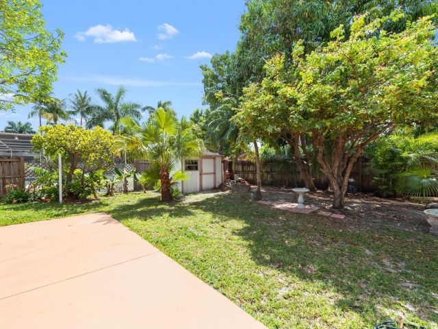 Продажа дома по адресу 1340 Adams St - фото 5938504