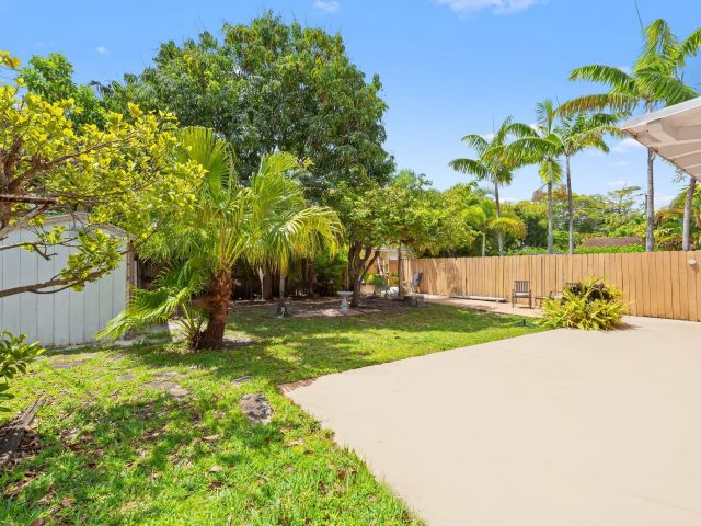 Продажа дома по адресу 1340 Adams St - фото 5938505