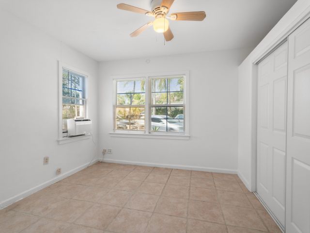 Дом в аренду по адресу 4815 N Flagler Drive - фото 5863946