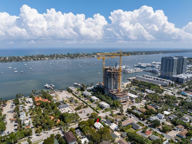 Дом в аренду по адресу 4815 N Flagler Drive - фото 5863958