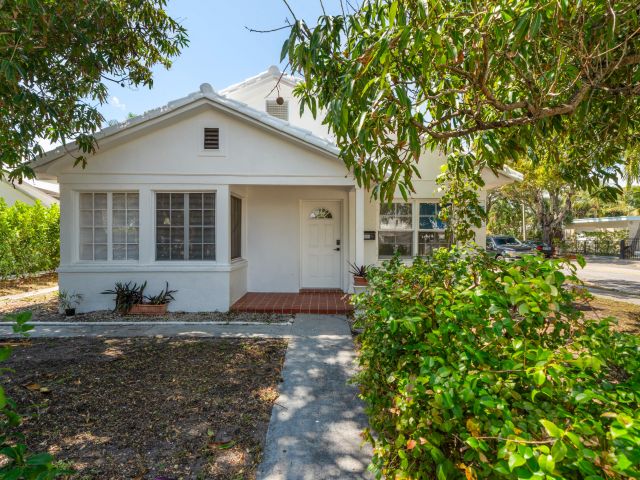 Дом в аренду по адресу 4815 N Flagler Drive - фото 5863962