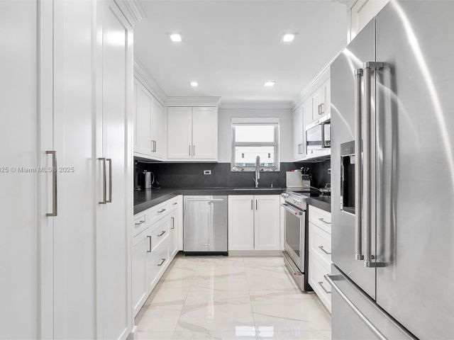 Продажа квартиры #16B - фото 5906597