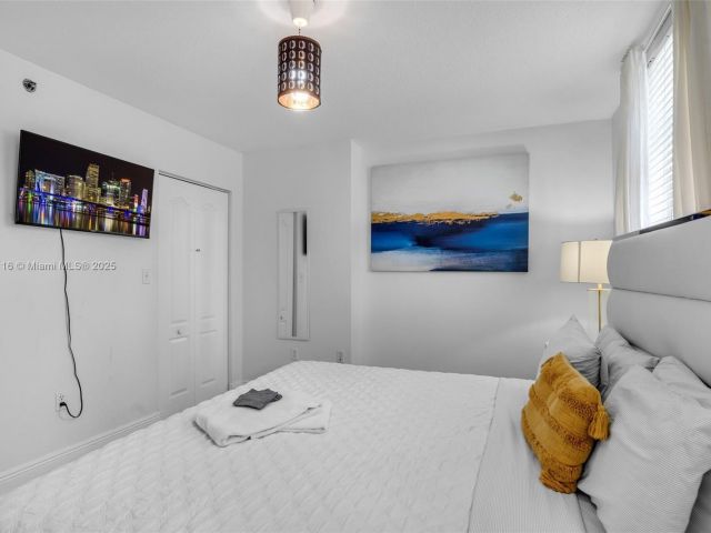 Продажа квартиры #1723 - фото 5914004