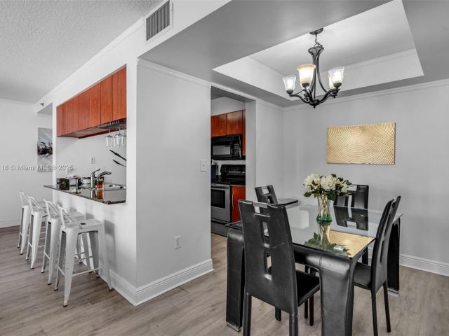 Продажа квартиры #1723 - фото 5914020