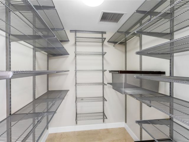 Продажа квартиры #4209 - фото 5916105