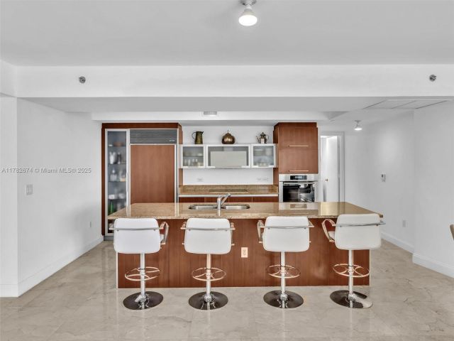 Продажа квартиры #704 - фото 5947338