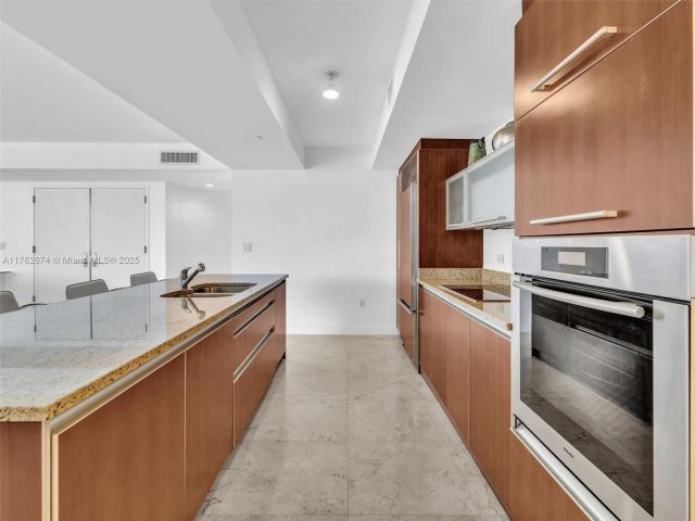 Продажа квартиры #704 - фото 5947343