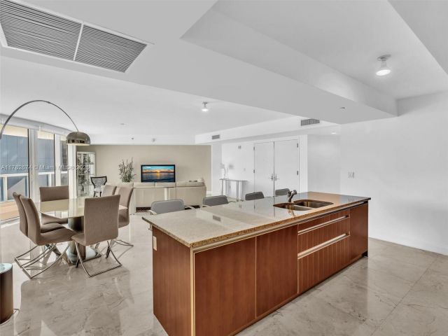 Продажа квартиры #704 - фото 5947344