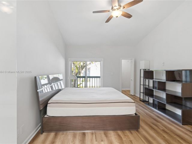 Продажа дома по адресу 2952 Florida Blvd - фото 5879227