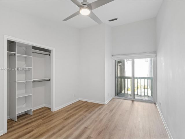 Продажа дома по адресу 2952 Florida Blvd - фото 5879233