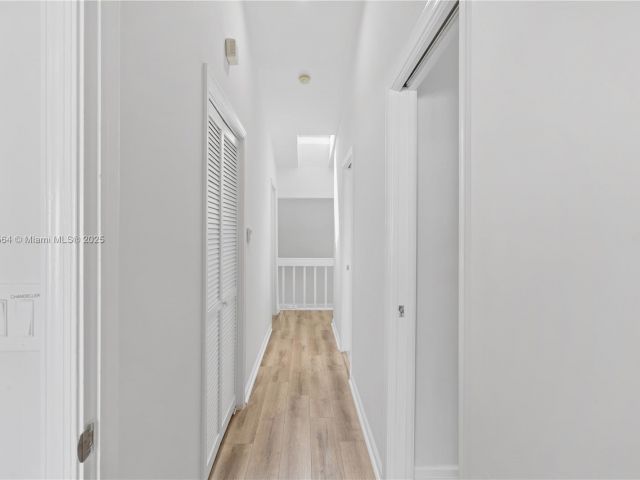 Продажа дома по адресу 2952 Florida Blvd - фото 5879234