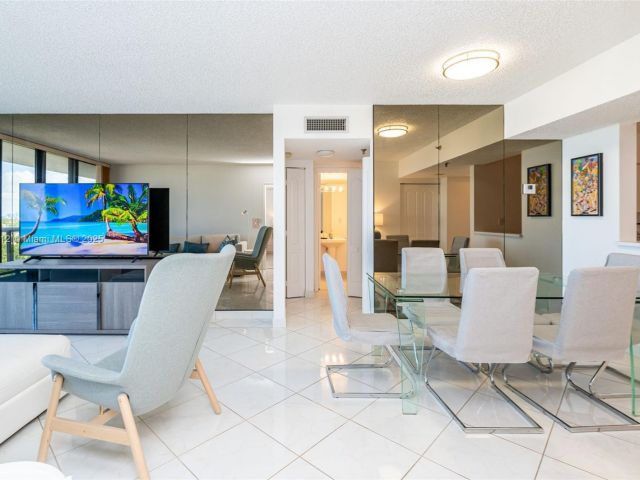 Квартира в аренду номер - фото 5910261