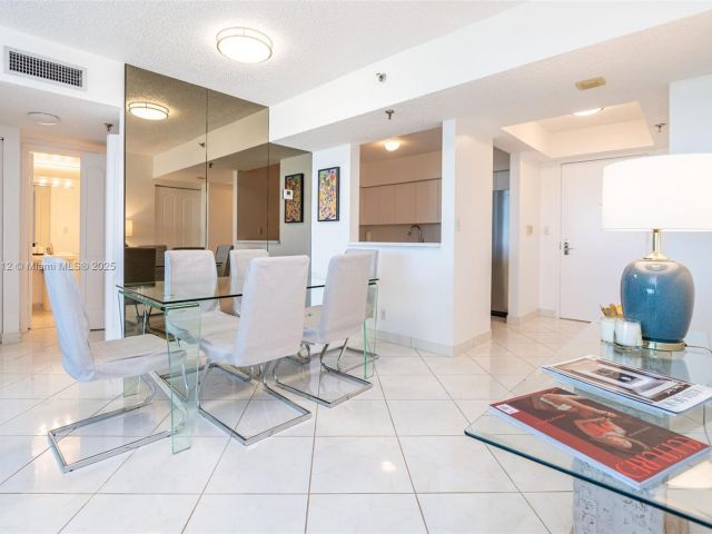 Квартира в аренду номер - фото 5910264