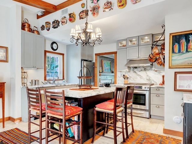 Продажа дома по адресу 42 Palm Square - фото 5877676