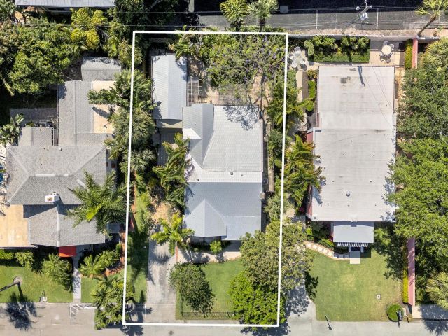 Продажа дома по адресу 42 Palm Square - фото 5877683