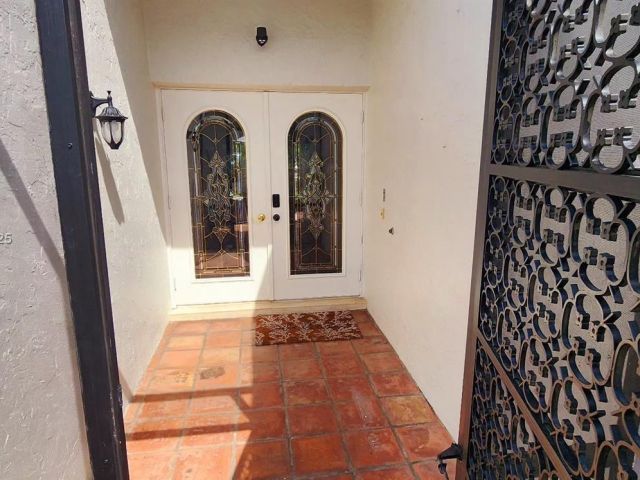 Продажа дома по адресу 22310 Cameo Dr E - фото 5862261