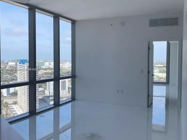 Продажа квартиры #3002 - фото 5923400