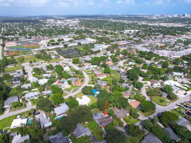 Продажа дома по адресу 2869 SW 13th Court - фото 5981616