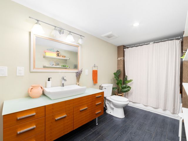 Продажа дома по адресу 2869 SW 13th Court - фото 6067685