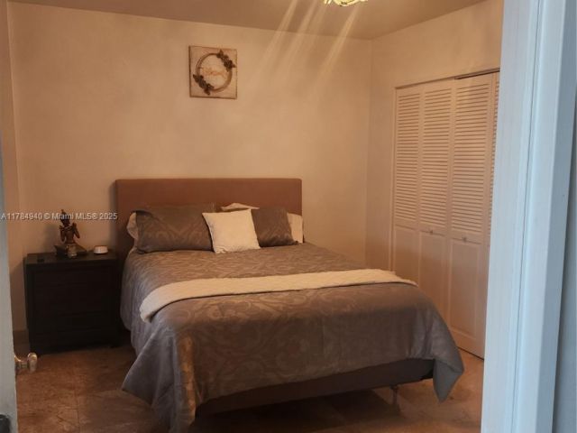 Квартира в аренду номер1623 - фото 5920403