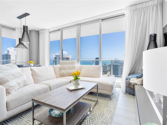 Квартира в аренду номерT3609 - фото 5971738