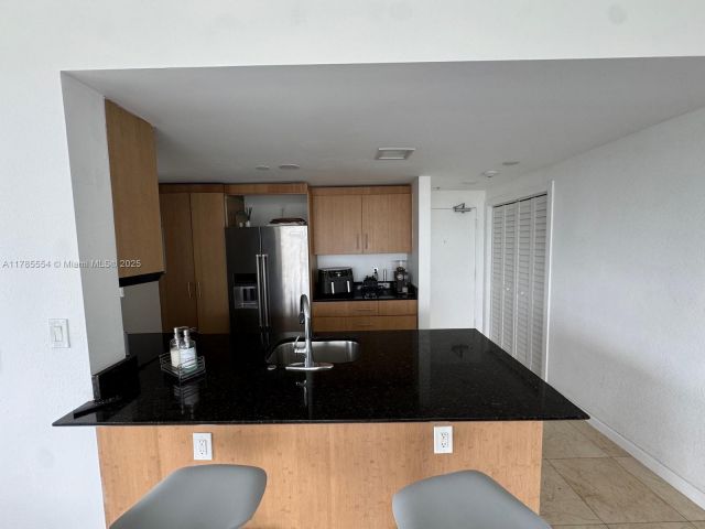 Продажа квартиры # - фото 5910479