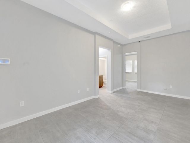 Дом в аренду по адресу 17624 SW 149th Pl - фото 5969257