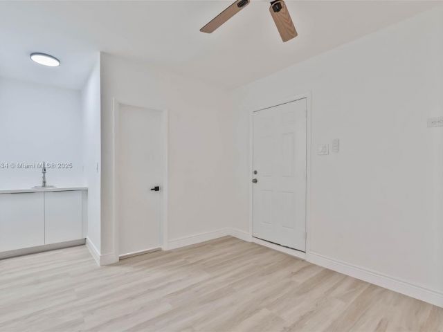 Продажа дома по адресу 583 NW 47th Ter - фото 6003894