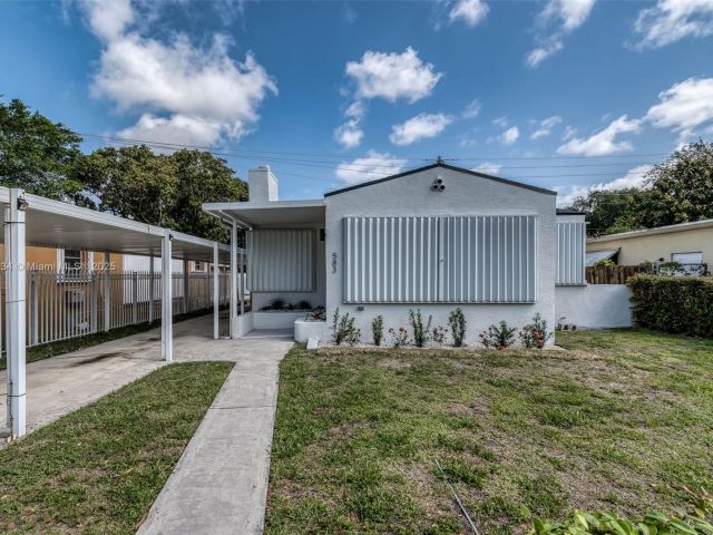 Продажа дома по адресу 583 NW 47th Ter - фото 6003904