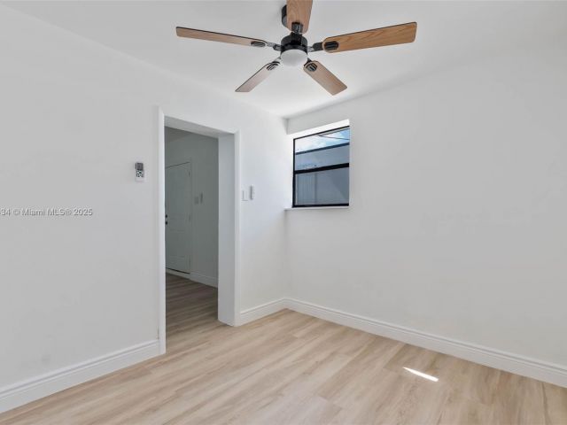 Продажа дома по адресу 583 NW 47th Ter - фото 6133808