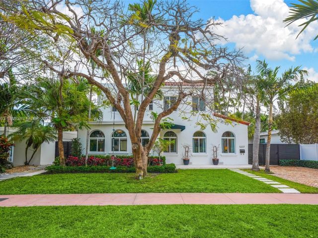 Продажа дома по адресу 5237 La Gorce Dr - фото 5872898