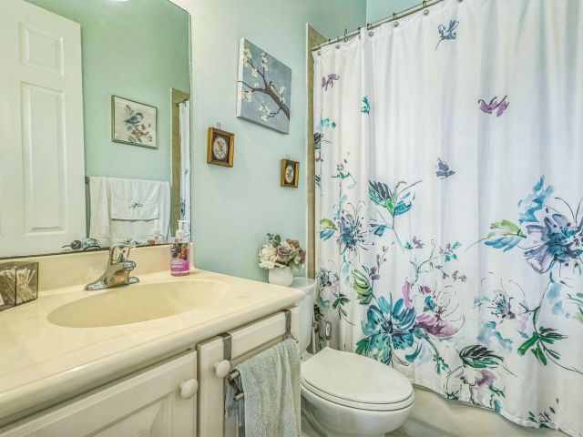 Продажа дома по адресу 694 Cresta Circle - фото 5864879