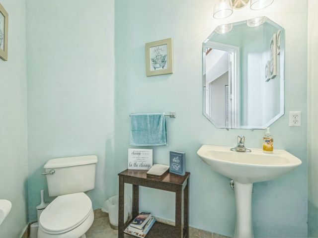 Продажа дома по адресу 694 Cresta Circle - фото 5864881