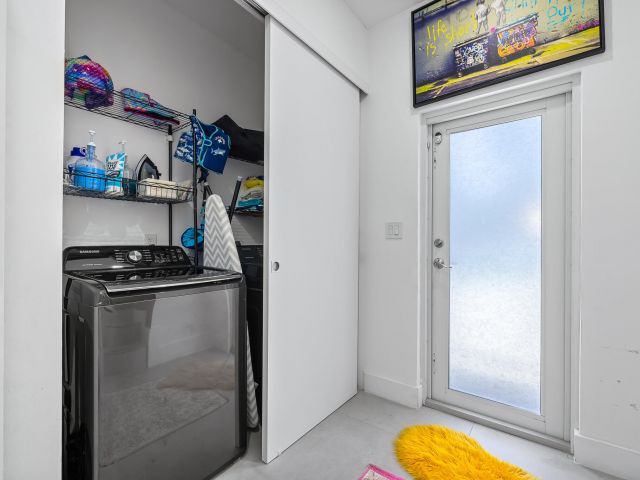 Продажа дома по адресу 1627 Seabreeze Boulevard - фото 5890155