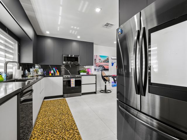 Продажа дома по адресу 1627 Seabreeze Boulevard - фото 5890156