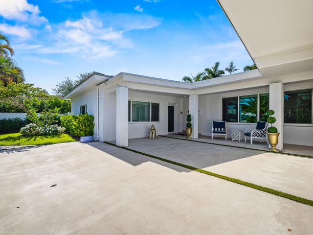 Продажа дома по адресу 1627 Seabreeze Boulevard - фото 5890165