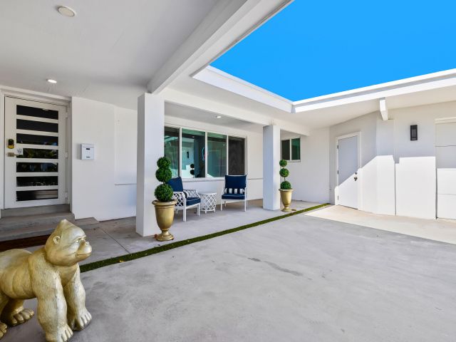 Продажа дома по адресу 1627 Seabreeze Boulevard - фото 5890166