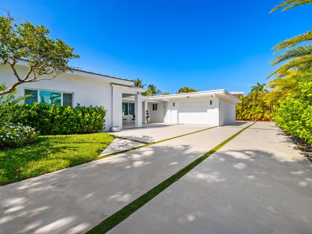 Продажа дома по адресу 1627 Seabreeze Boulevard - фото 5890167