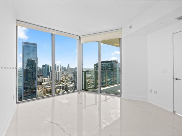 Продажа квартиры #4009 - фото 5925648