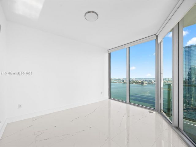 Продажа квартиры #4009 - фото 5925649