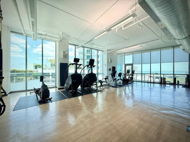 Продажа квартиры #1009 - фото 5921175