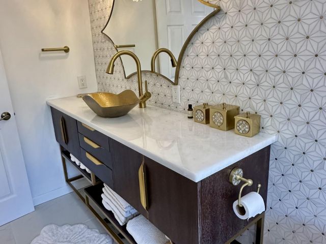 Дом в аренду по адресу 801 NW 6th Drive - фото 5954199