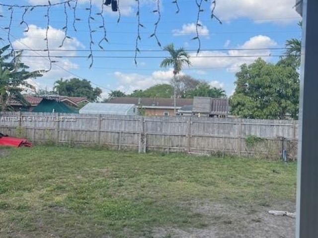 Продажа дома по адресу 3430 SW 105th Ave - фото 6087777