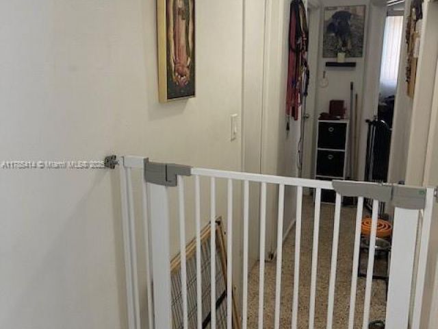 Продажа дома по адресу 3430 SW 105th Ave - фото 6087780