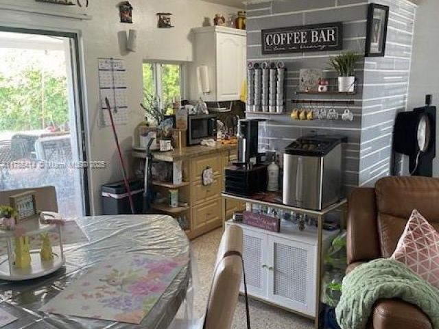 Продажа дома по адресу 3430 SW 105th Ave - фото 6087781